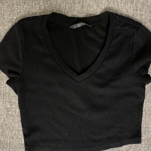 SHEIN Black V-Neck Crop Top